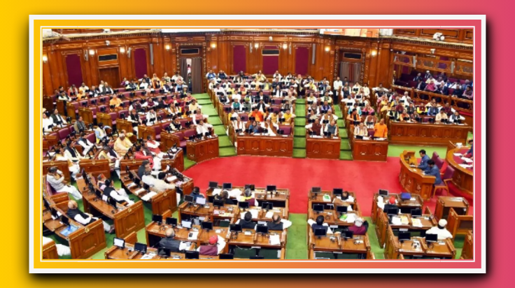 अनियंत्रित ट्रक मिठाई की दुकान घुसा, बाल बाल बचे लोग, हजारों का हुआ नूकसान