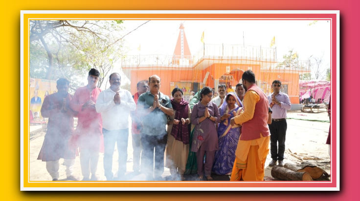 आजमगढ़ : मुस्लिम पट्टी गांव में शप्त चण्डी महायज्ञ हवन पूजन के साथ हुआ सम्पन्न