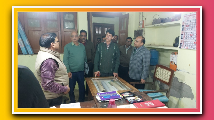 आजमगढ़। बंदोबस्त अधिकारी चकबंदी ने कार्यभार ग्रहण करते ही किया निरीक्षण जन शिकायतों के निस्तारण सहित दिए आवश्यक निर्देश।