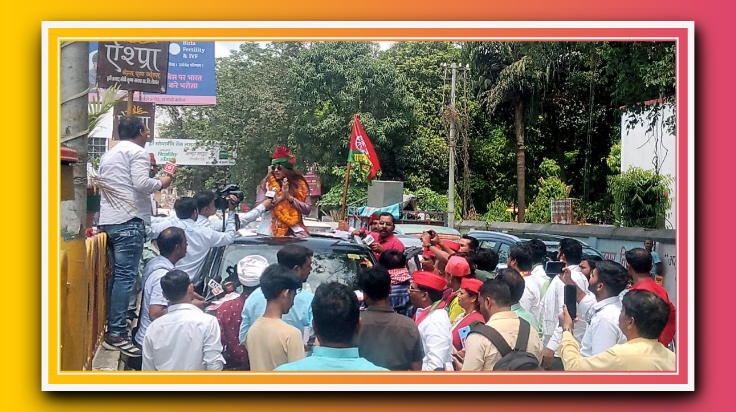 काजल निषाद के नेतृत्व में निकला भव्य रोड़ शो, जगह जगह माला पहनाकर लोगों ने दिया जिताने का भरोसा