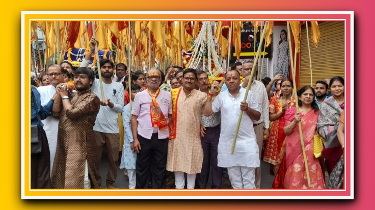 काशी खाटू श्याम जी की भव्य पालकी शोभायात्रा शामिल हुए भक्तगण