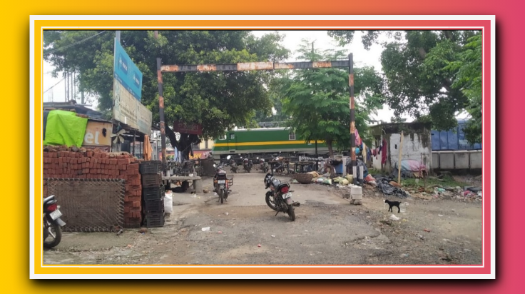 कुसम्ही रेलवे स्टेशन का पश्चिमी ढा़ला बन्द होने से मजदूर, विद्यार्थी एवं स्थानीय लोग प्रभावित